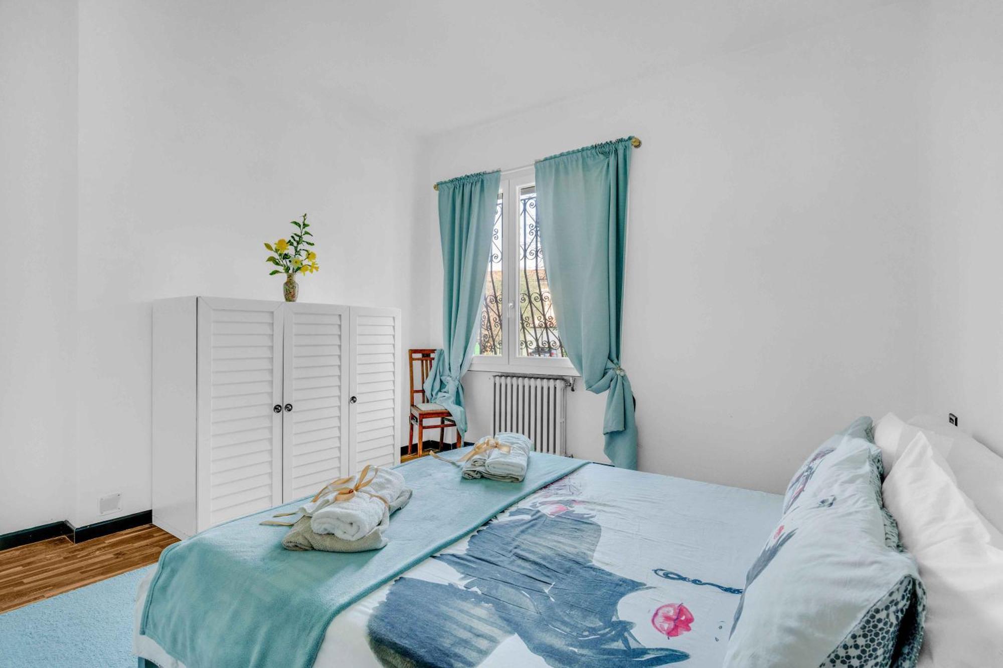 Ampia Dimora A Salo Con Parcheggio E Giardino Apartment Екстериор снимка
