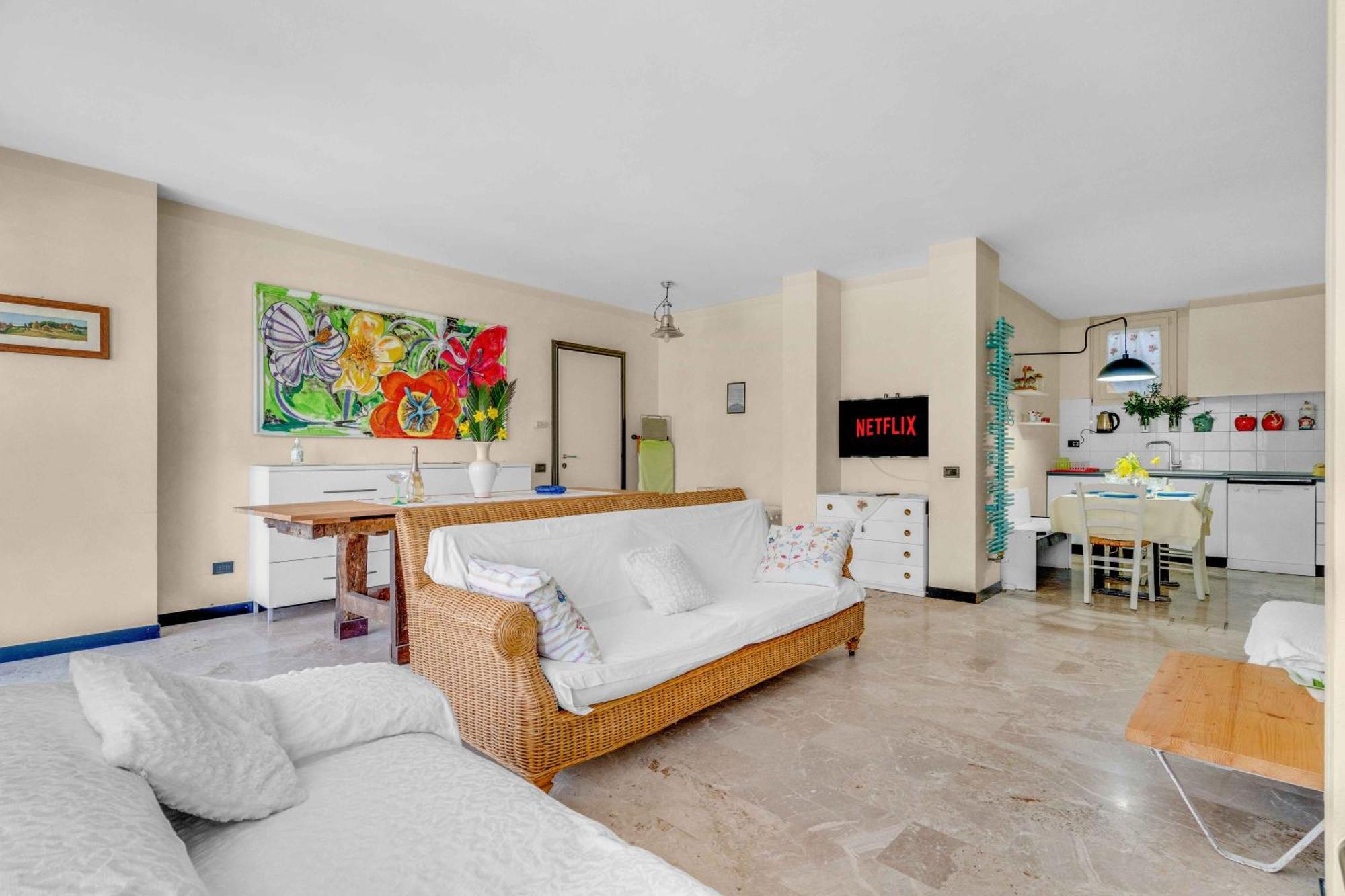Ampia Dimora A Salo Con Parcheggio E Giardino Apartment Екстериор снимка