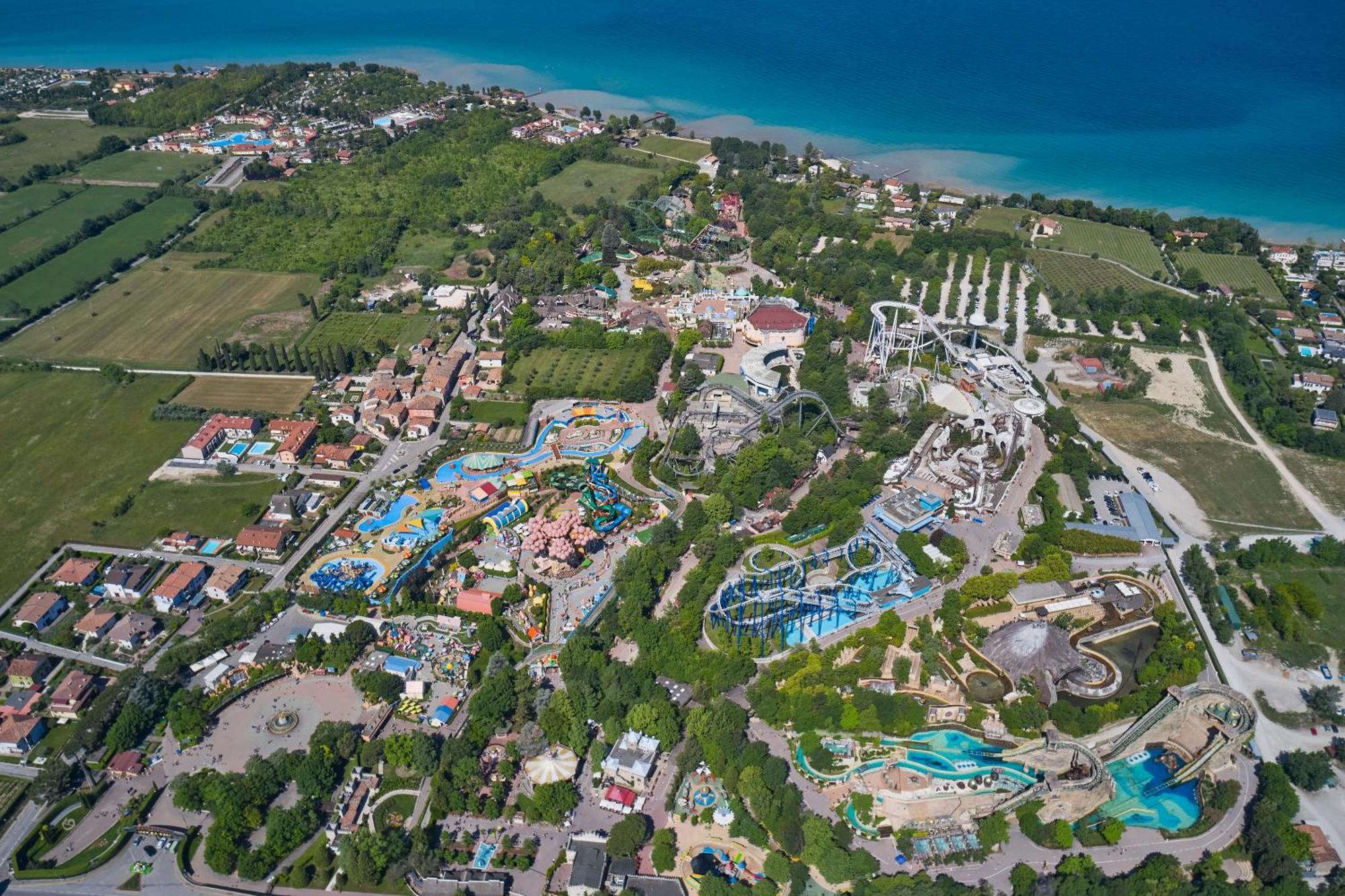 Ampia Dimora A Salo Con Parcheggio E Giardino Apartment Екстериор снимка