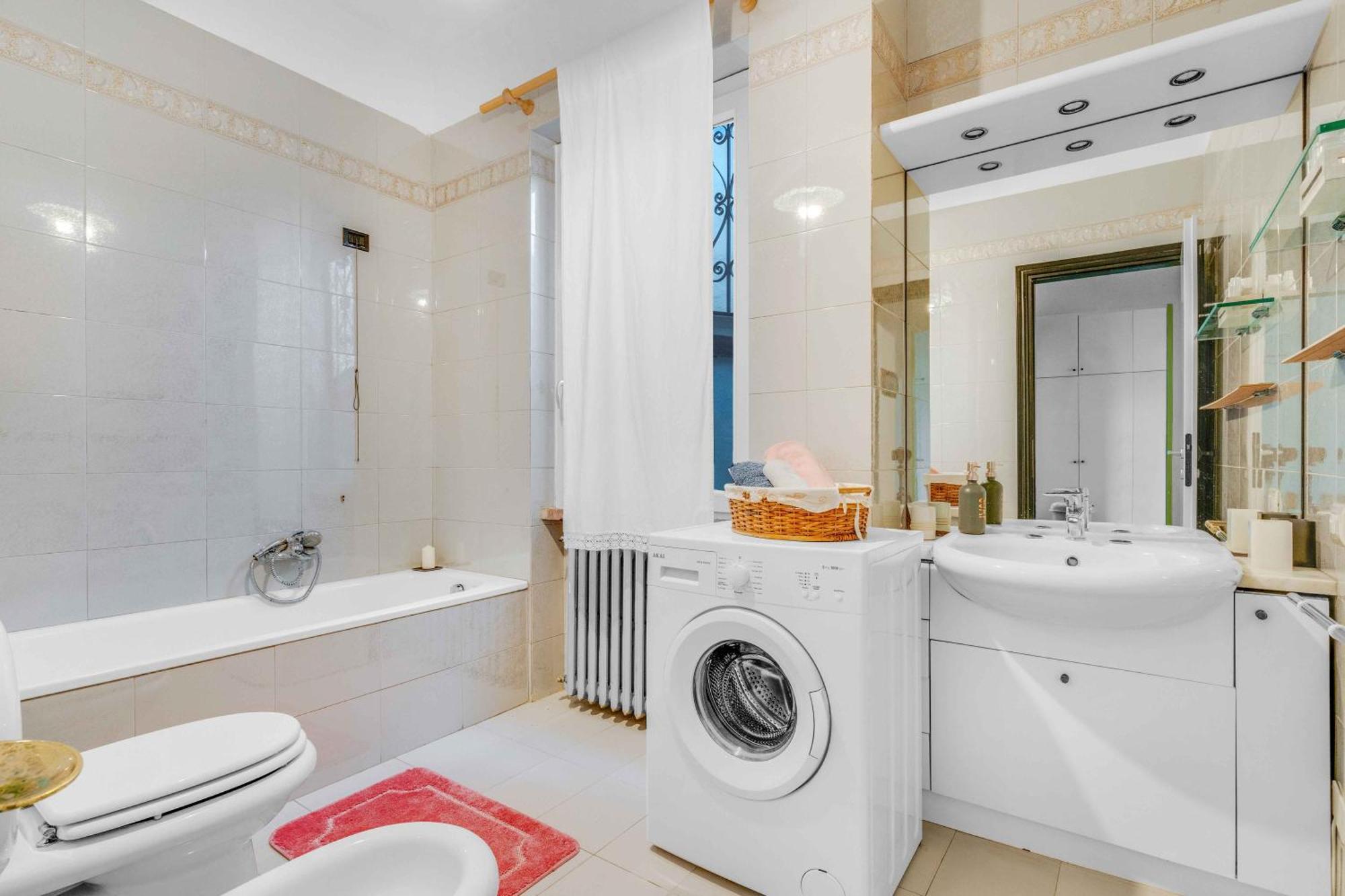 Ampia Dimora A Salo Con Parcheggio E Giardino Apartment Екстериор снимка